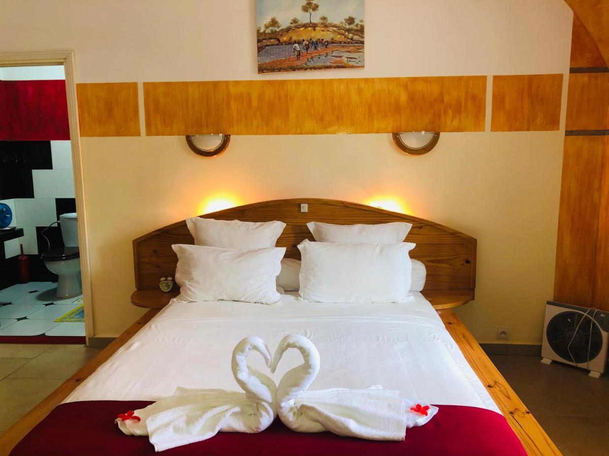 Petite Flower Guest House Talata-maty Экстерьер фото