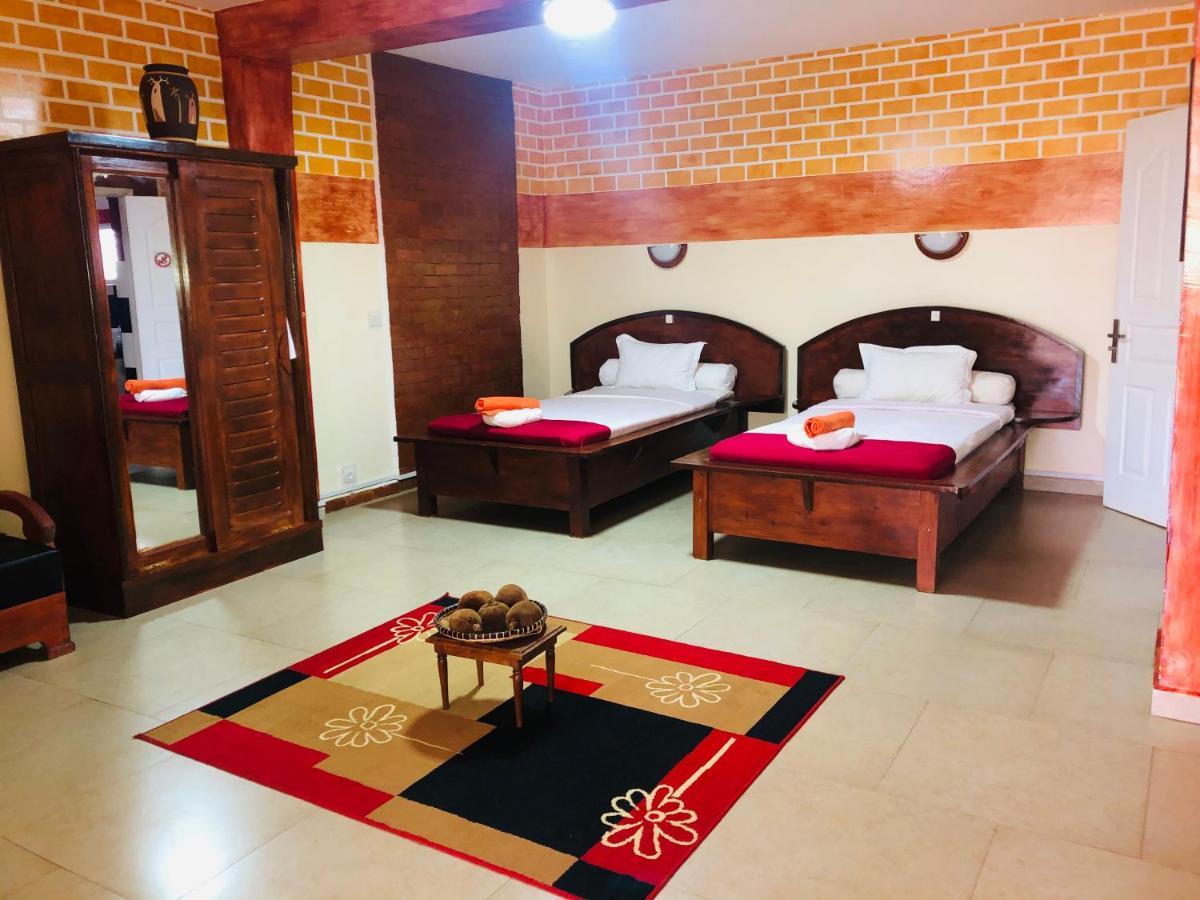 Petite Flower Guest House Talata-maty Экстерьер фото
