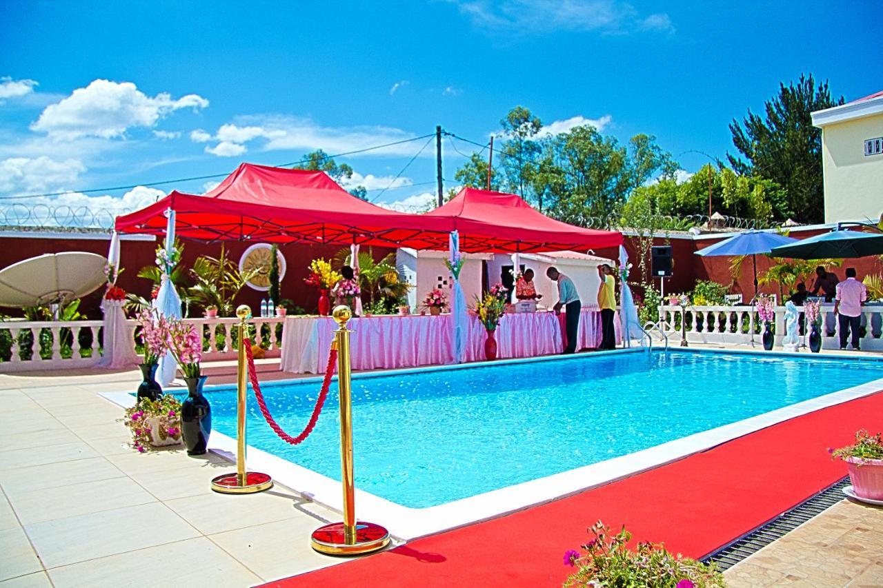 Petite Flower Guest House Talata-maty Экстерьер фото